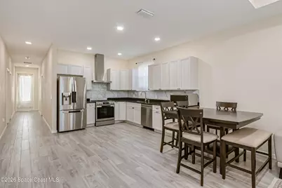 209 E Avenue B, Melbourne, FL 32901 - Photo 13