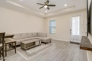 209 E Ave B, Melbourne, FL 32901 - Photo 5