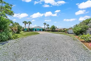 5283 Palmetto Dr, Melbourne Beach, FL 32951 - Photo 23
