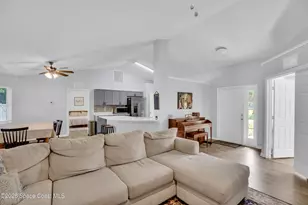 586 Sea Fury Ave SW, Palm Bay, FL 32908 - Photo 7