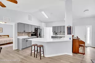 586 Sea Fury Ave SW, Palm Bay, FL 32908 - Photo 11