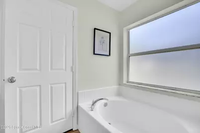 586 Sea Fury Avenue SW, Palm Bay, FL 32908 - Photo 21