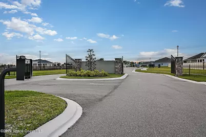 928 Soleway Avenue NW, Palm Bay, FL 32907 - Photo 3