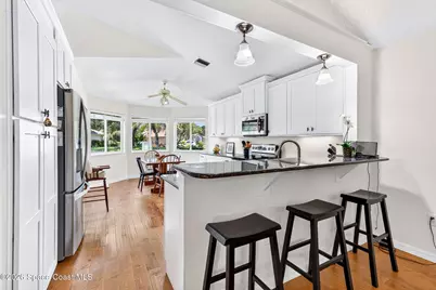 565 Willowgreen Lane, Titusville, FL 32780 - Photo 11