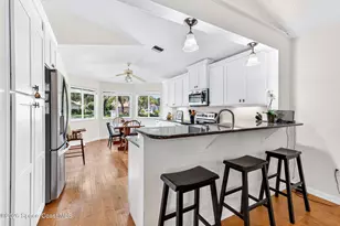 565 Willowgreen Ln, Titusville, FL 32780 - Photo 11