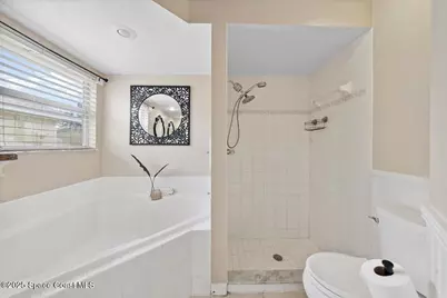897 Hunters Creek Drive, Melbourne, FL 32904 - Photo 17