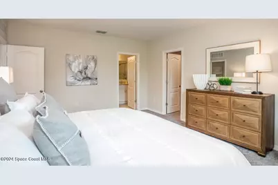 1666 Salazar Street SE, Palm Bay, FL 32909 - Photo 9