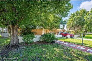 82 Haven Dr, Melbourne, FL 32904 - Photo 3