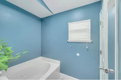 1664 Vista Lake Circle, Melbourne, FL 32904 - Photo 25