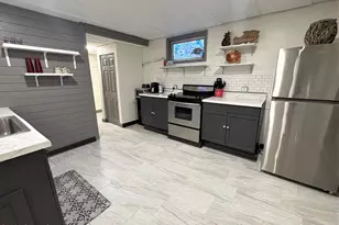 2910 Riverview Dr, Melbourne, FL 32901 - Photo 9
