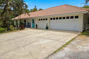 6204 Leeward Ln, Melbourne Beach, FL 32951 - Photo 23