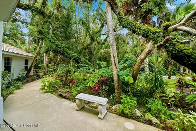 6204 Leeward Lane, Melbourne Beach, FL 32951 - Photo 39