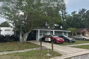 2407 18th St E, Bradenton, FL 34207 - Photo 3