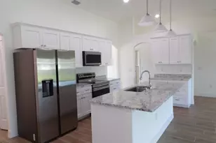 408 Calamondin Ave NW, Palm Bay, FL 32907 - Photo 7