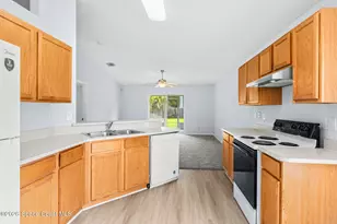 4022 Wilkes Dr, Melbourne, FL 32901 - Photo 9