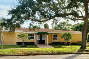 601 E Strawbridge Ave, Melbourne, FL 32901 - Photo 1