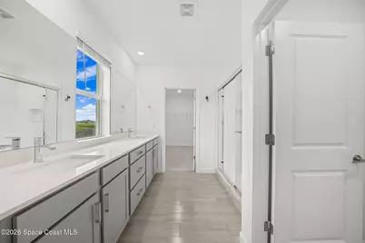 640 Veridian Circle NW, Palm Bay, FL 32907 - Photo 23
