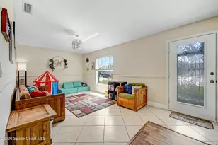 1345 Coventry Cir, Melbourne, FL 32904 - Photo 5