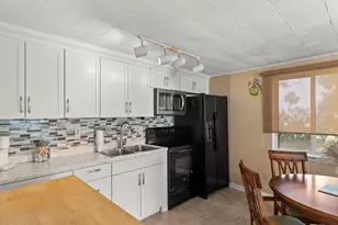 13485 N Indian River Dr, Sebastian, FL 32958 - Photo 25