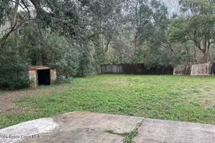 3742 Peach Dr, Jacksonville, FL 32246 - Photo 3