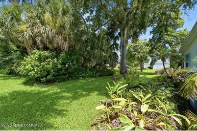 304 Portside Lane, Edgewater, FL 32141 - Photo 7