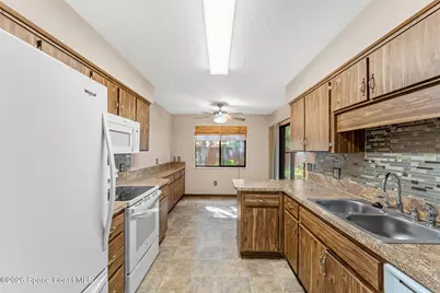 9030 York Lane #12d, West Melbourne, FL 32904 - Photo 3