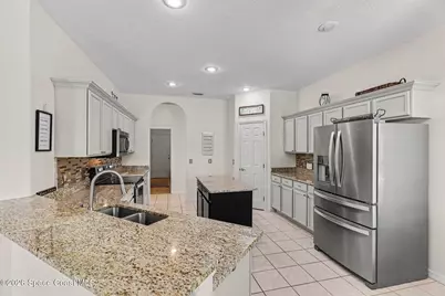 423 Stonehenge Circle, Rockledge, FL 32955 - Photo 5