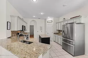 423 Stonehenge Cir, Rockledge, FL 32955 - Photo 5