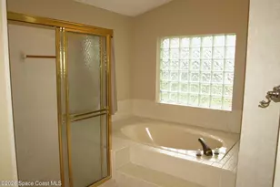 1170 Briar Run Cir, Malabar, FL 32950 - Photo 11