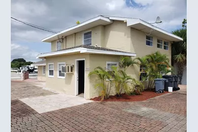 1011 S Hopkins Avenue #B, Titusville, FL 32780 - Photo 1