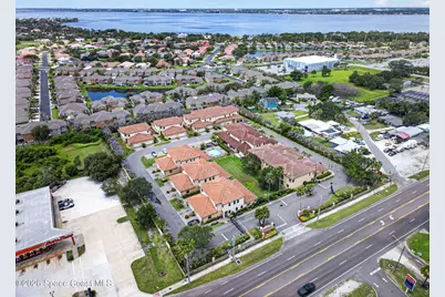 719 Lanai Circle, Melbourne, FL 32937 - Photo 7