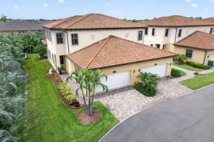 719 Lanai Cir, Melbourne, FL 32937 - Photo 3