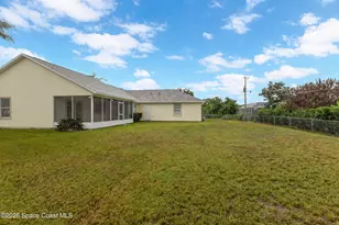 541 Tuttle Ct SE, Palm Bay, FL 32909 - Photo 5