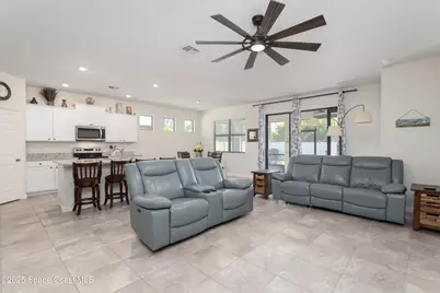 527 Old Country Road SE, Palm Bay, FL 32909 - Photo 9