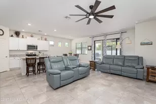 527 Old Country Rd S E, Palm Bay, FL 32909 - Photo 9
