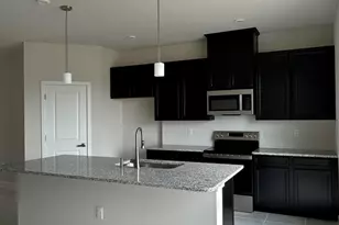 1838 Kendall Pointe Pl, Melbourne, FL 32935 - Photo 3