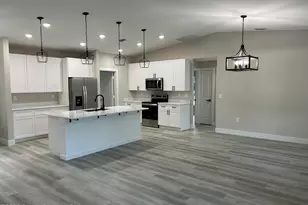 839 Everglade Ave SE, Palm Bay, FL 32909 - Photo 3