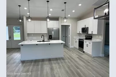 839 Everglade Avenue SE, Palm Bay, FL 32909 - Photo 5