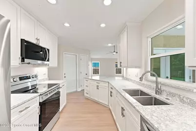 5075 Mayflower Street, Cocoa, FL 32927 - Photo 7