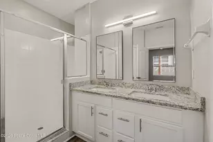 1030 Venetian Dr, Melbourne, FL 32904 - Photo 9