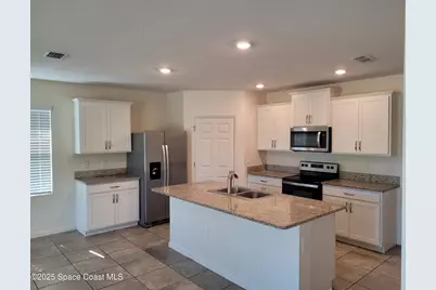 760 Acadia Court SE, Palm Bay, FL 32909 - Photo 9