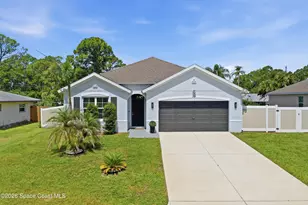 270 De Castro Ave SE, Palm Bay, FL 32909 - Photo 1