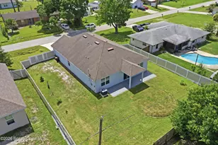 270 De Castro Ave SE, Palm Bay, FL 32909 - Photo 5