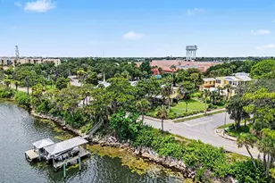 241 Indian River Dr, Cocoa, FL 32922 - Photo 3