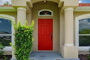 298 Silverfrost St SE, Palm Bay, FL 32909 - Photo 3
