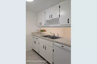121 San Juan Circle, Melbourne, FL 32935 - Photo 3