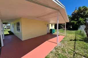 819 Cedar Dr, Melbourne, FL 32901 - Photo 13