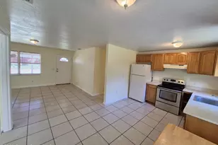 819 Cedar Dr, Melbourne, FL 32901 - Photo 3