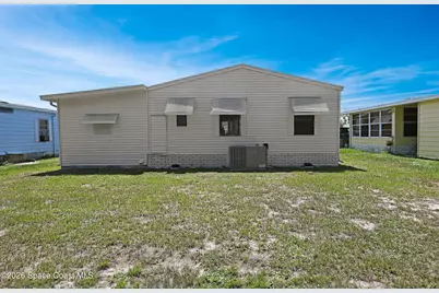451 E Egret Circle, Barefoot Bay, FL 32976 - Photo 37