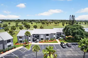 3001 Sand Trap Ln, Melbourne, FL 32935 - Photo 3